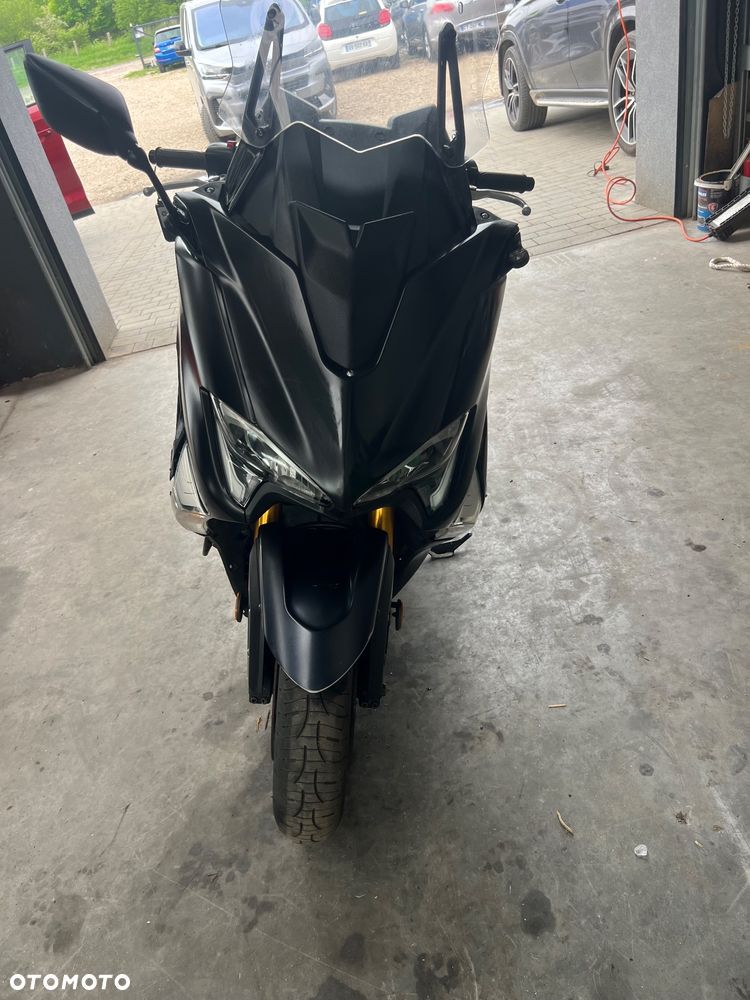 Yamaha Tmax - 19