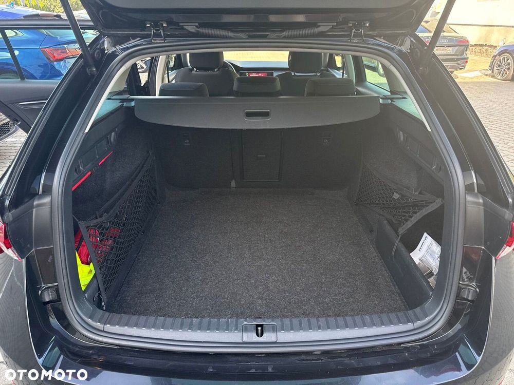 Skoda Octavia 2.0 TDI Ambition DSG - 30
