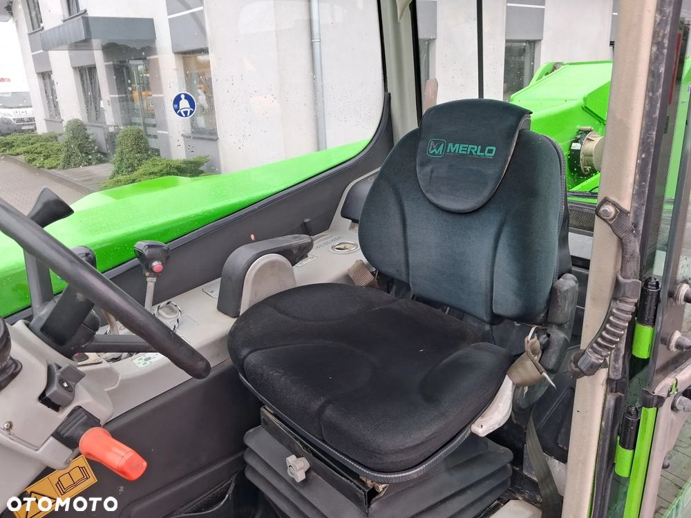 Merlo P 40.17 - 8