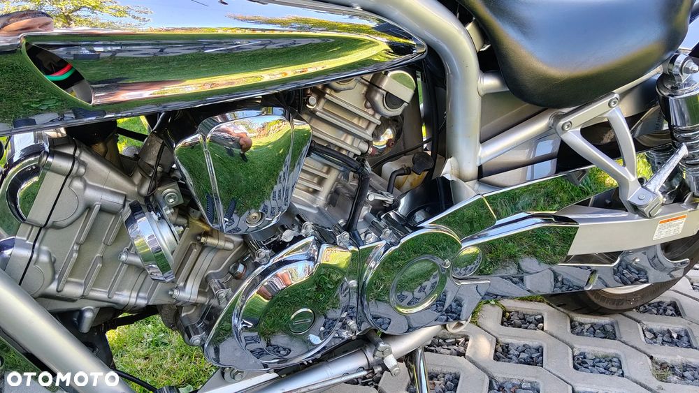 Hyosung GV - 13