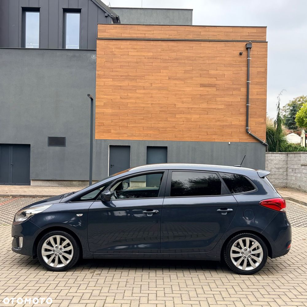 Kia Carens 1.7 CRDi XL 7os - 25