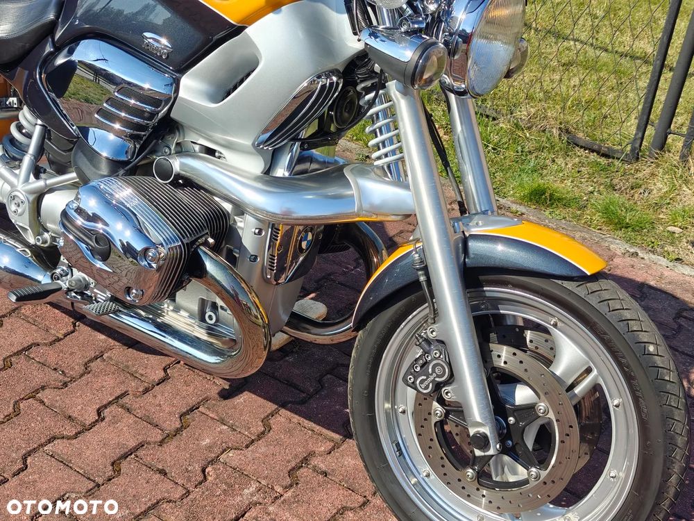 BMW R - 8