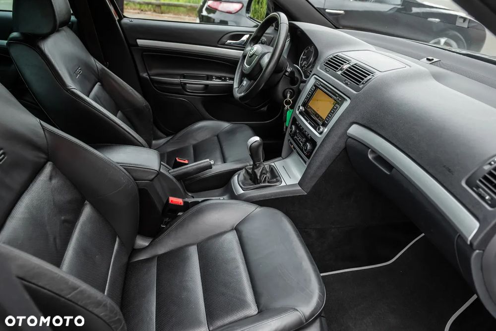 Skoda Octavia 2.0 TFSI RS - 7