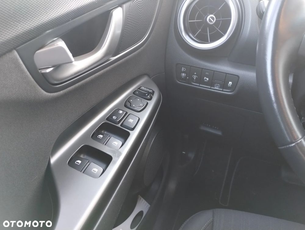 Hyundai Kona - 14
