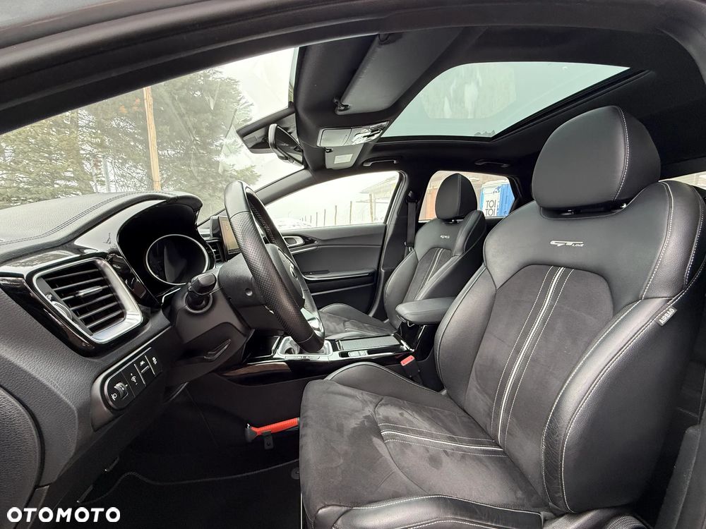 Kia ProCeed 1.4 T-GDI OPF GT LINE - 17