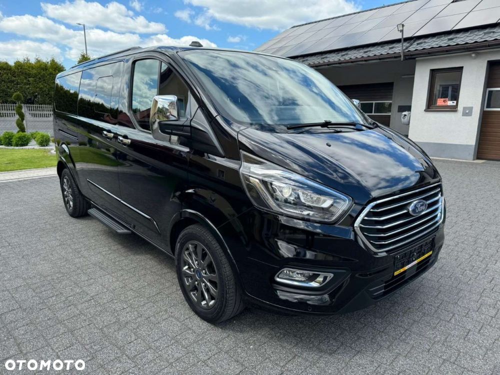 Ford Tourneo Custom - 13