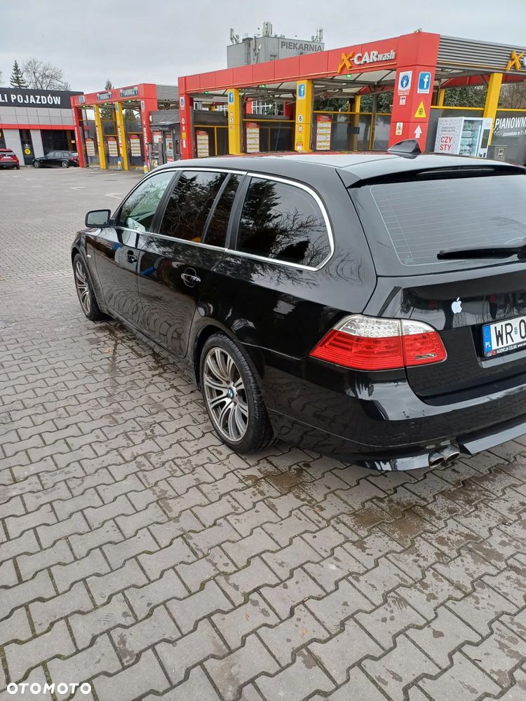 BMW Seria 5 530d xDrive - 9