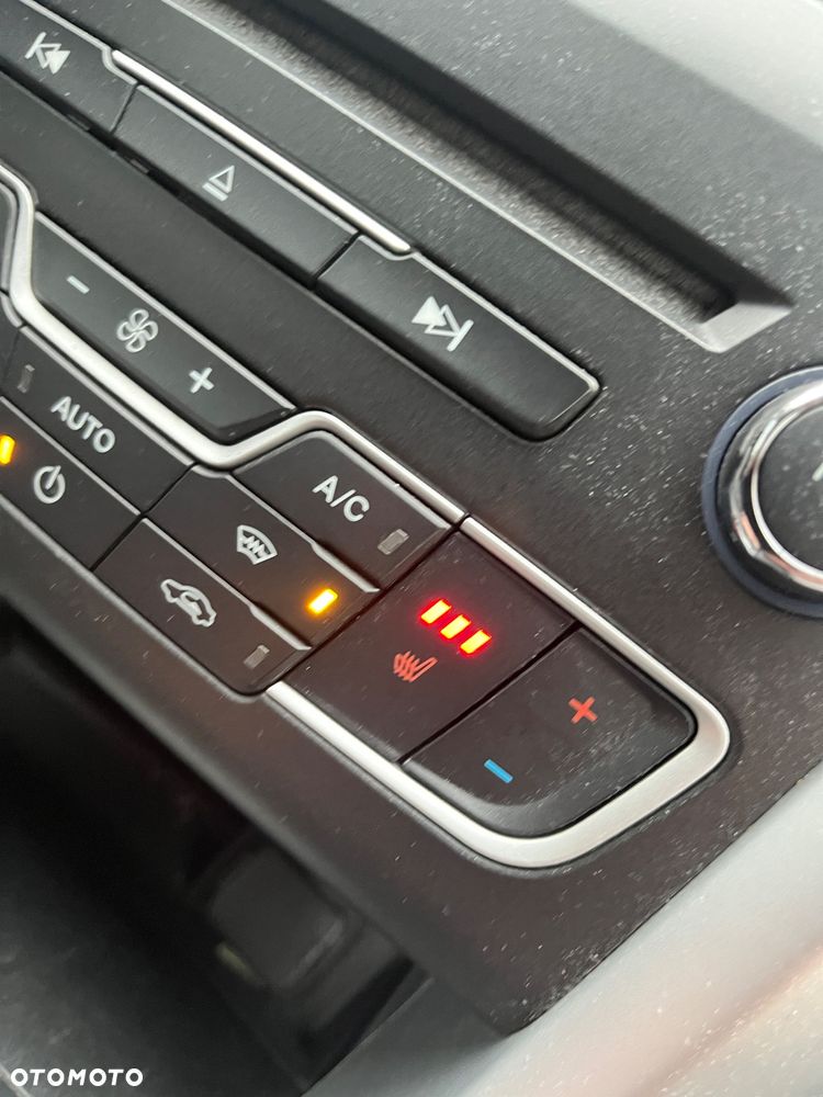 Ford Mondeo 2.0 TDCi Trend - 37