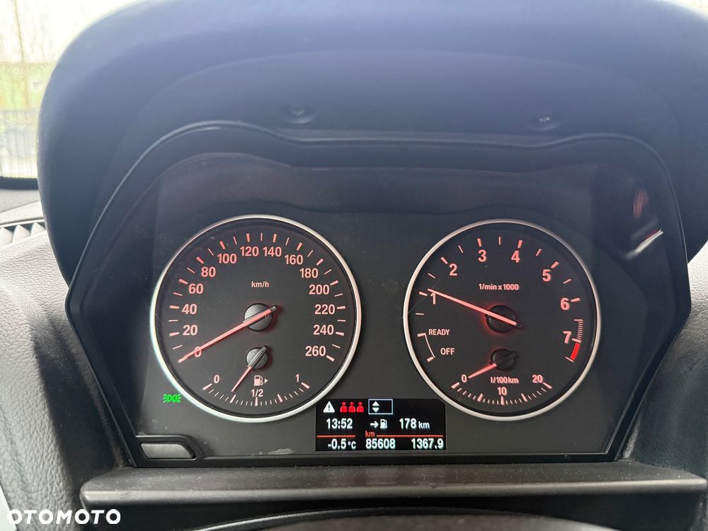 BMW Seria 1 118i Edition M Sport Shadow - 12