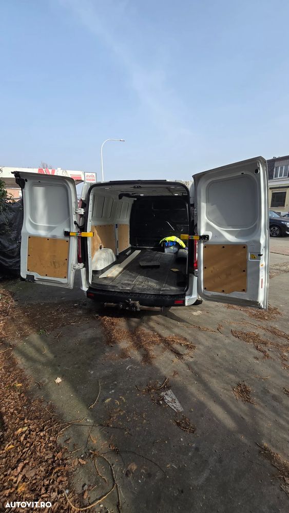 Ford Transit Custom - 21