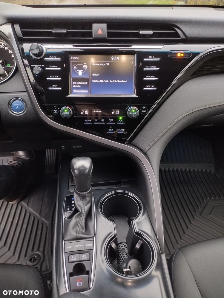 Toyota Camry 2.5 Hybrid Comfort CVT - 31