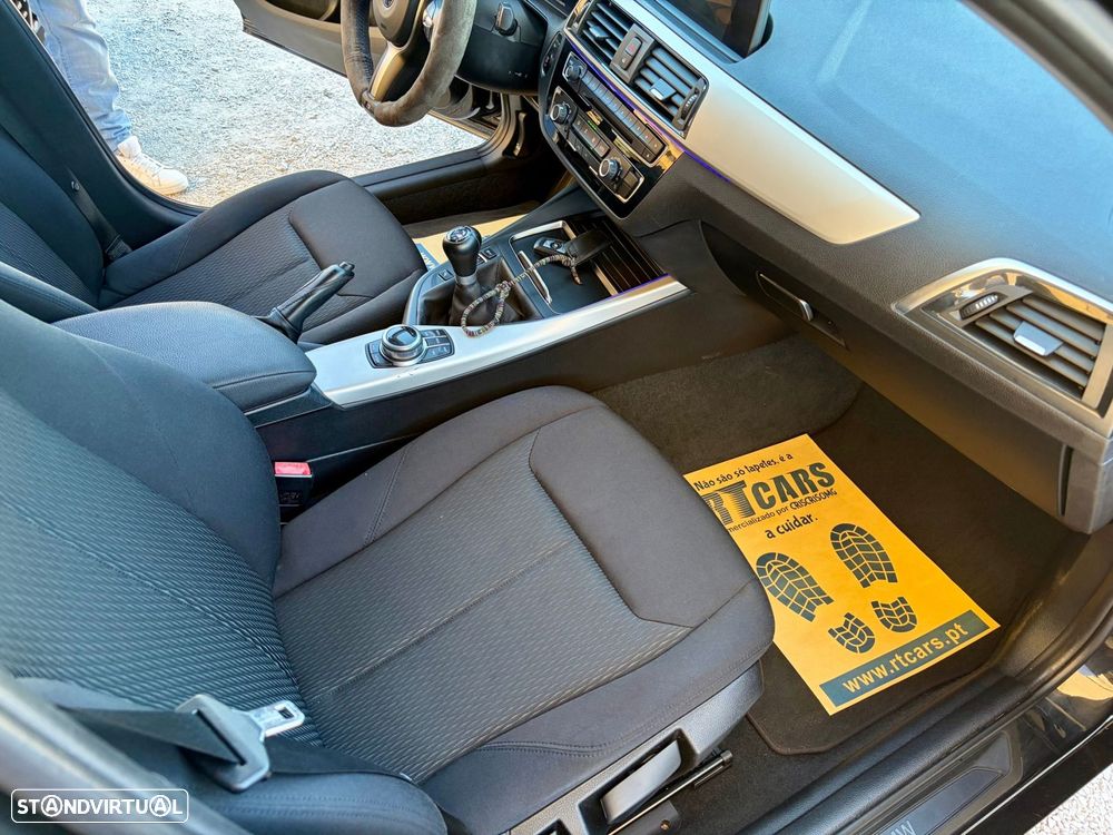 BMW 116 d Pack Desportivo M - 22
