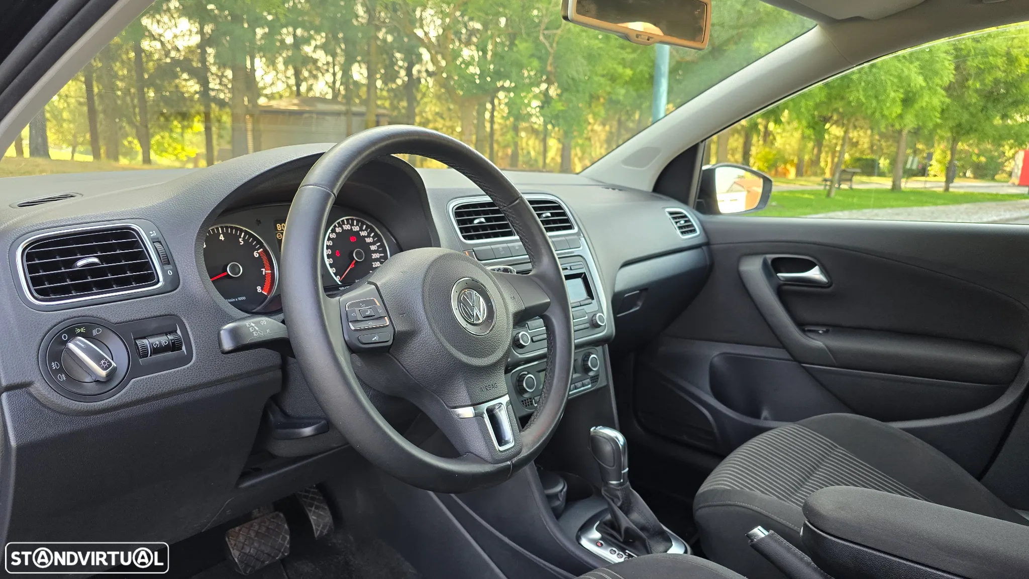 VW Polo 1.4 Highline DSG - 13