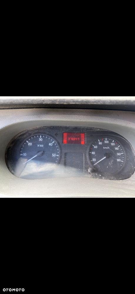Renault Master - 15