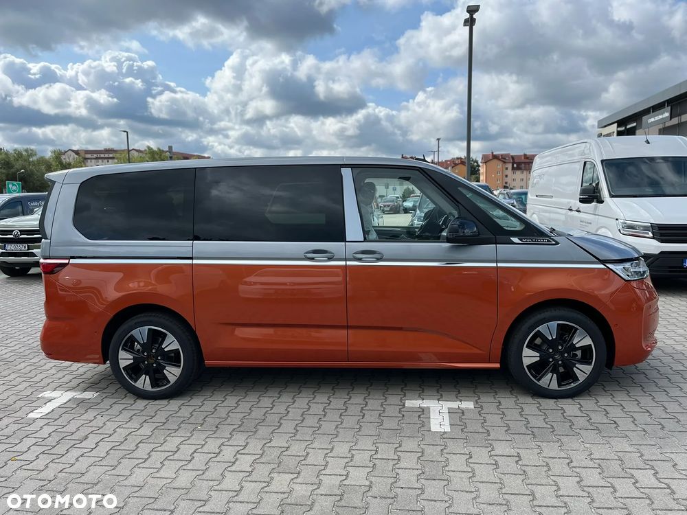 Volkswagen Multivan 2.0 TDI L2 Style DSG - 4