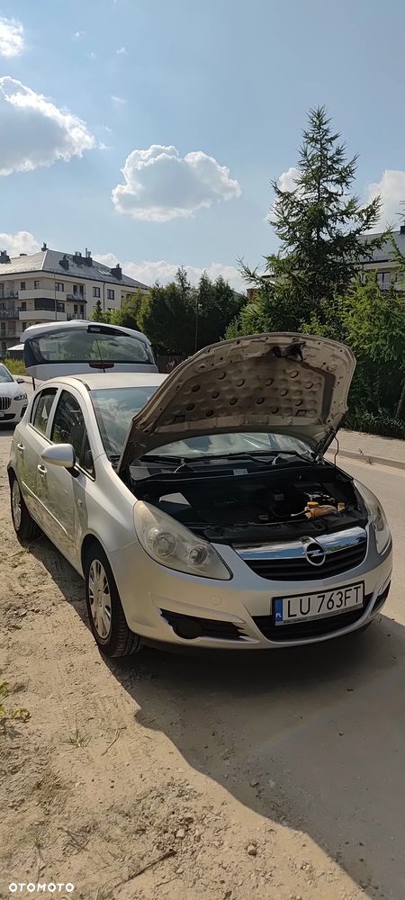 Opel Corsa 1.2 16V Enjoy - 4