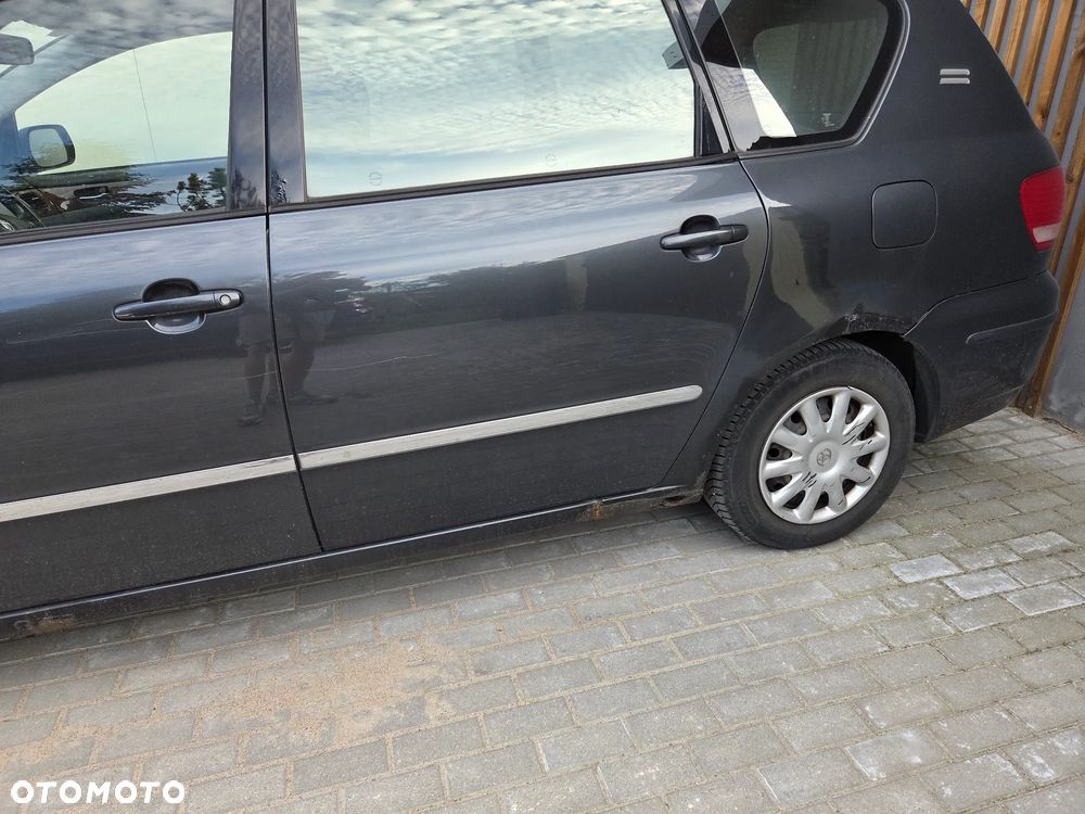 Toyota Avensis 2.0 D-4D Luna - 3