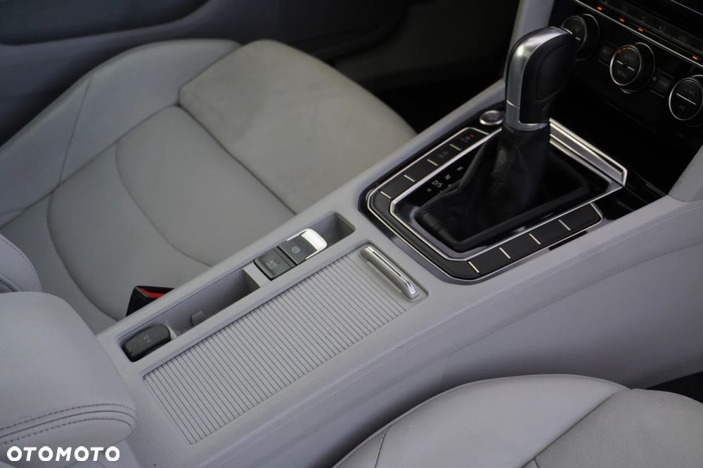 Volkswagen Arteon 1.5 TSI ACT OPF DSG Elegance - 28