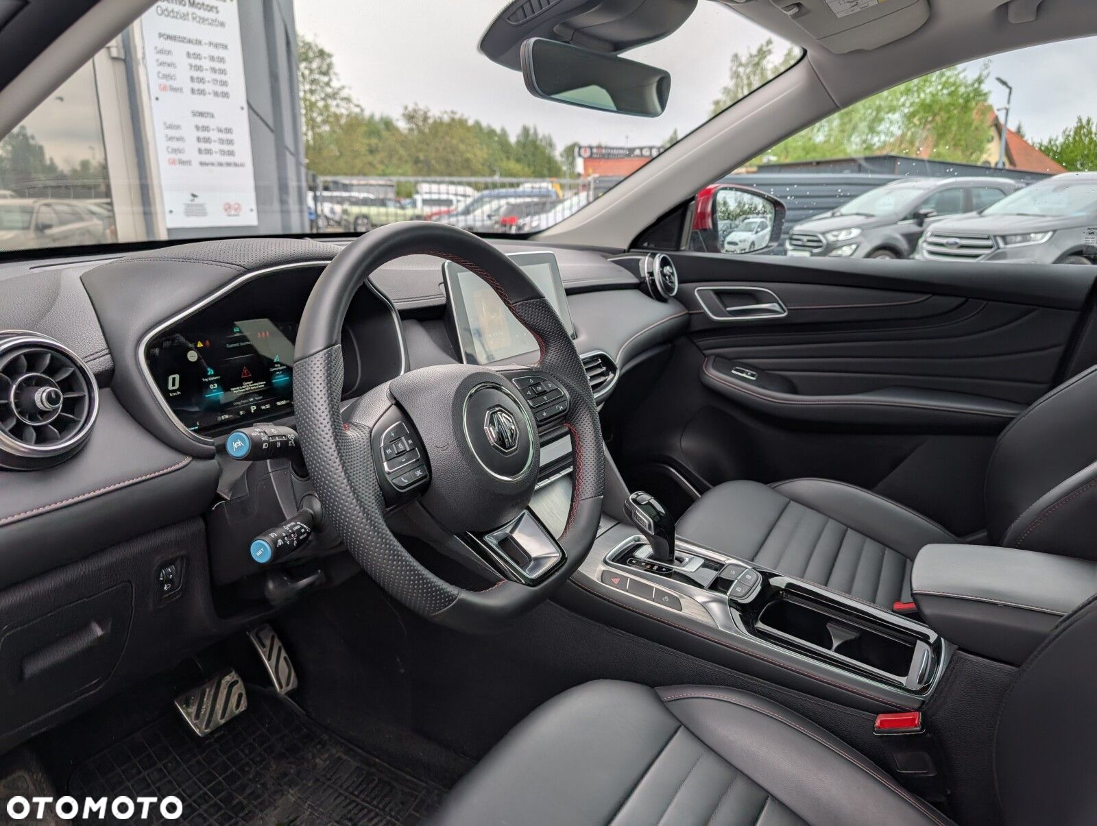MG HS 1.5 T-GDI Exclusive DCT - 10