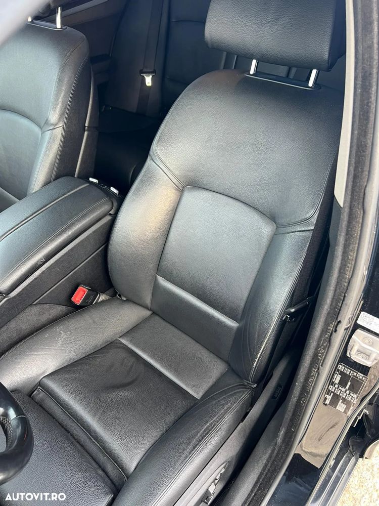 BMW Seria 5 520d AT - 29