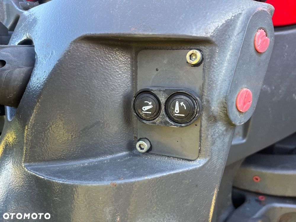 Massey Ferguson 8737 4X4 - 35