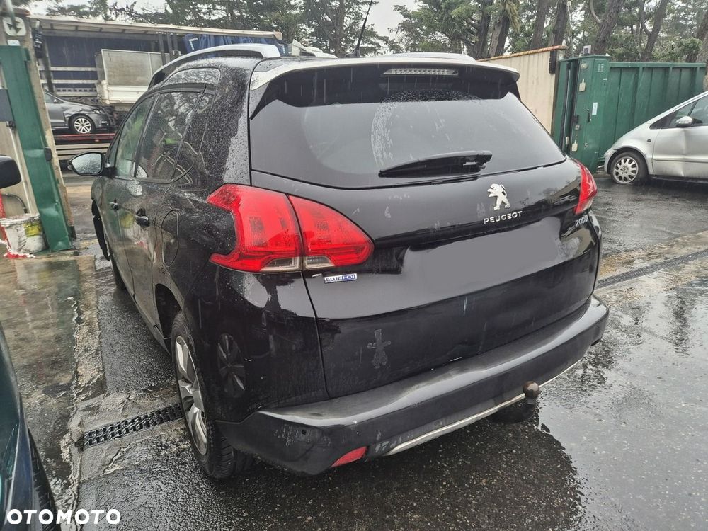 Peugeot 2008 - 3