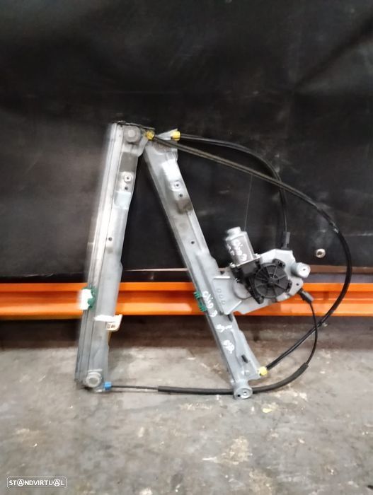 Elevador vidro esquerdo renault Clio 3 - 1