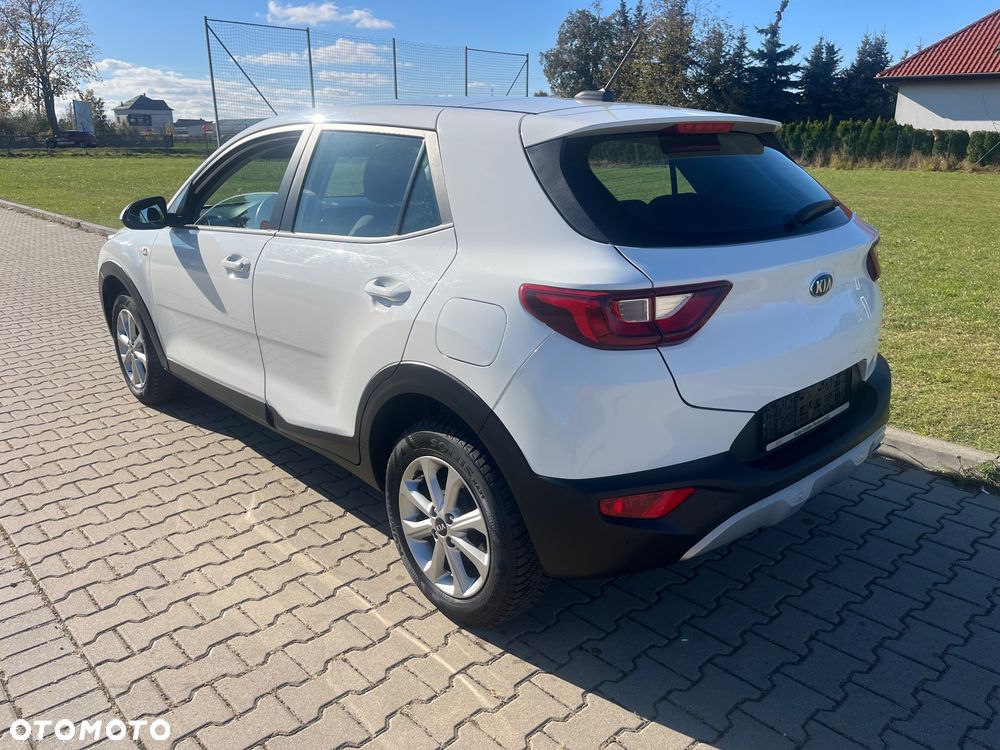 Kia Stonic - 12