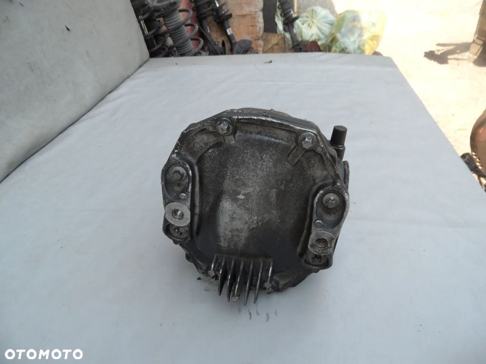 MOST TYŁ TYLNY DYFER MERCEDES E KLASA W211 2.42 - 4