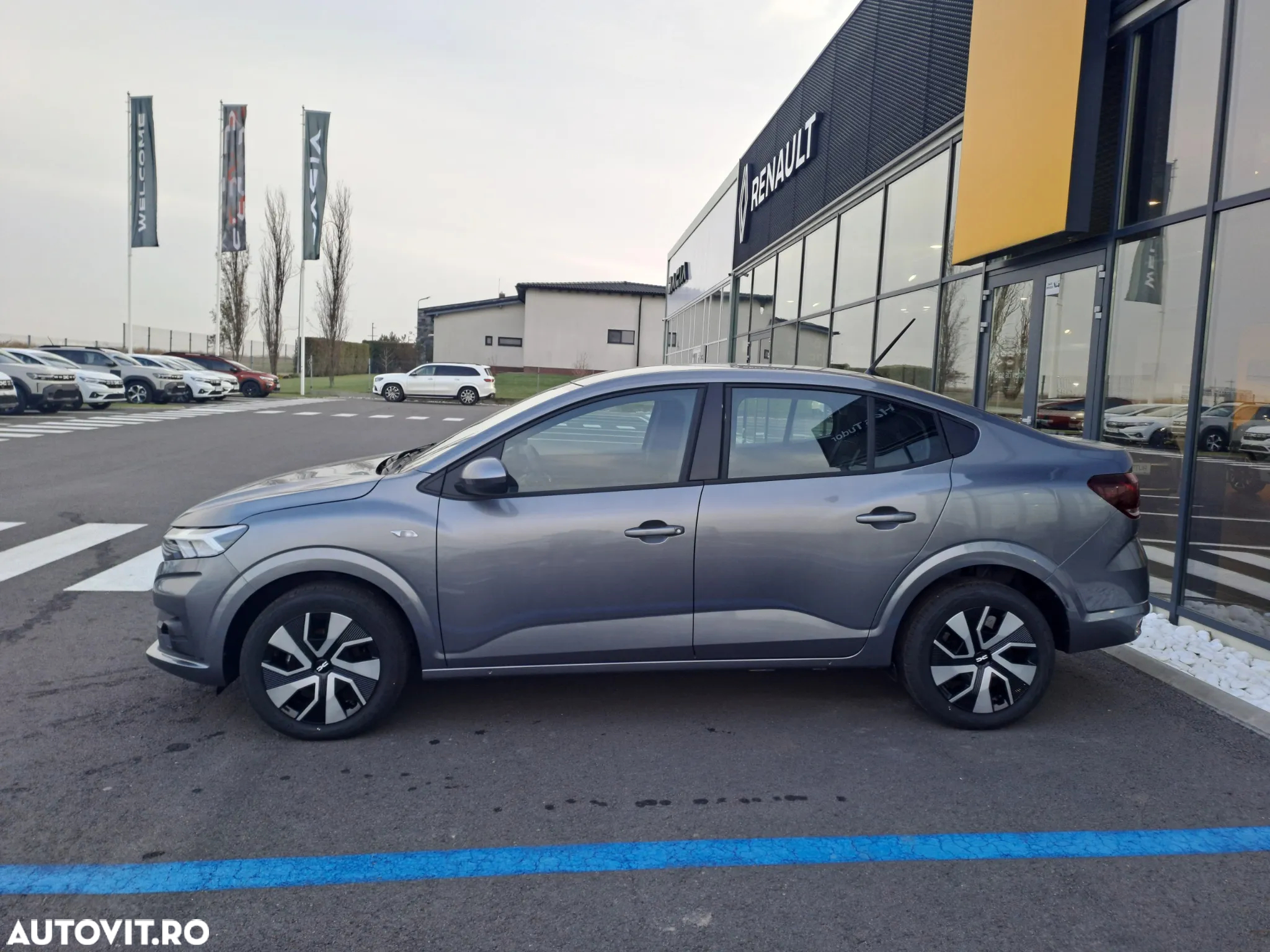 Dacia Logan TCe 90 CVT Expression - 3
