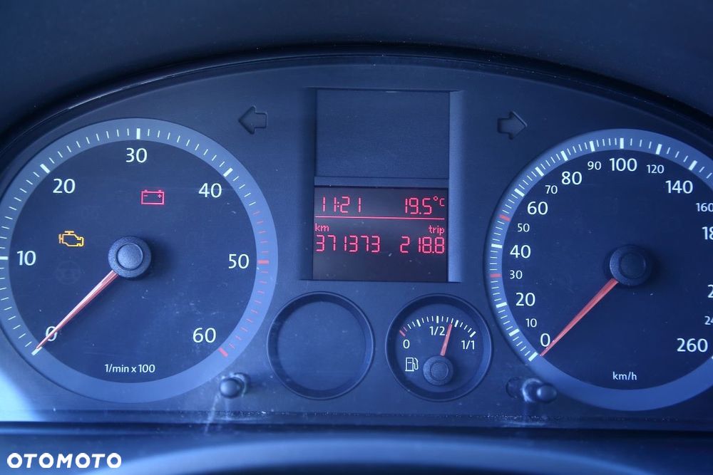 Volkswagen CADDY - 4
