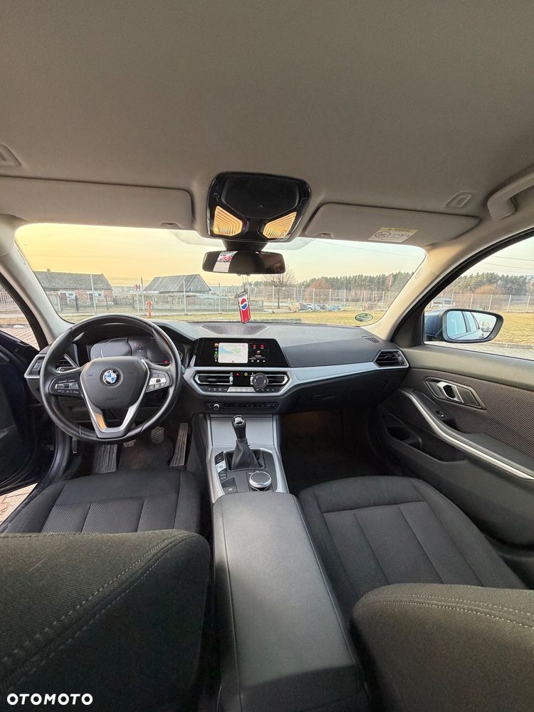 BMW Seria 3 318d Advantage - 9