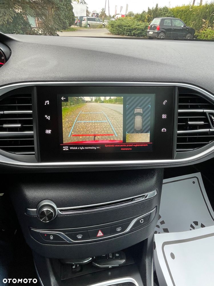 Peugeot 308 SW BlueHDi 130 EAT8 Stop & Start GT - 8