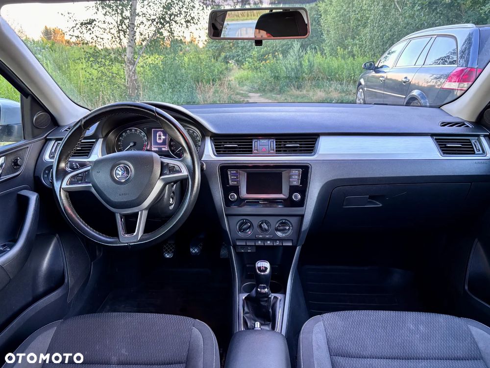 Skoda RAPID 1.6 TDI DPF Ambition - 14