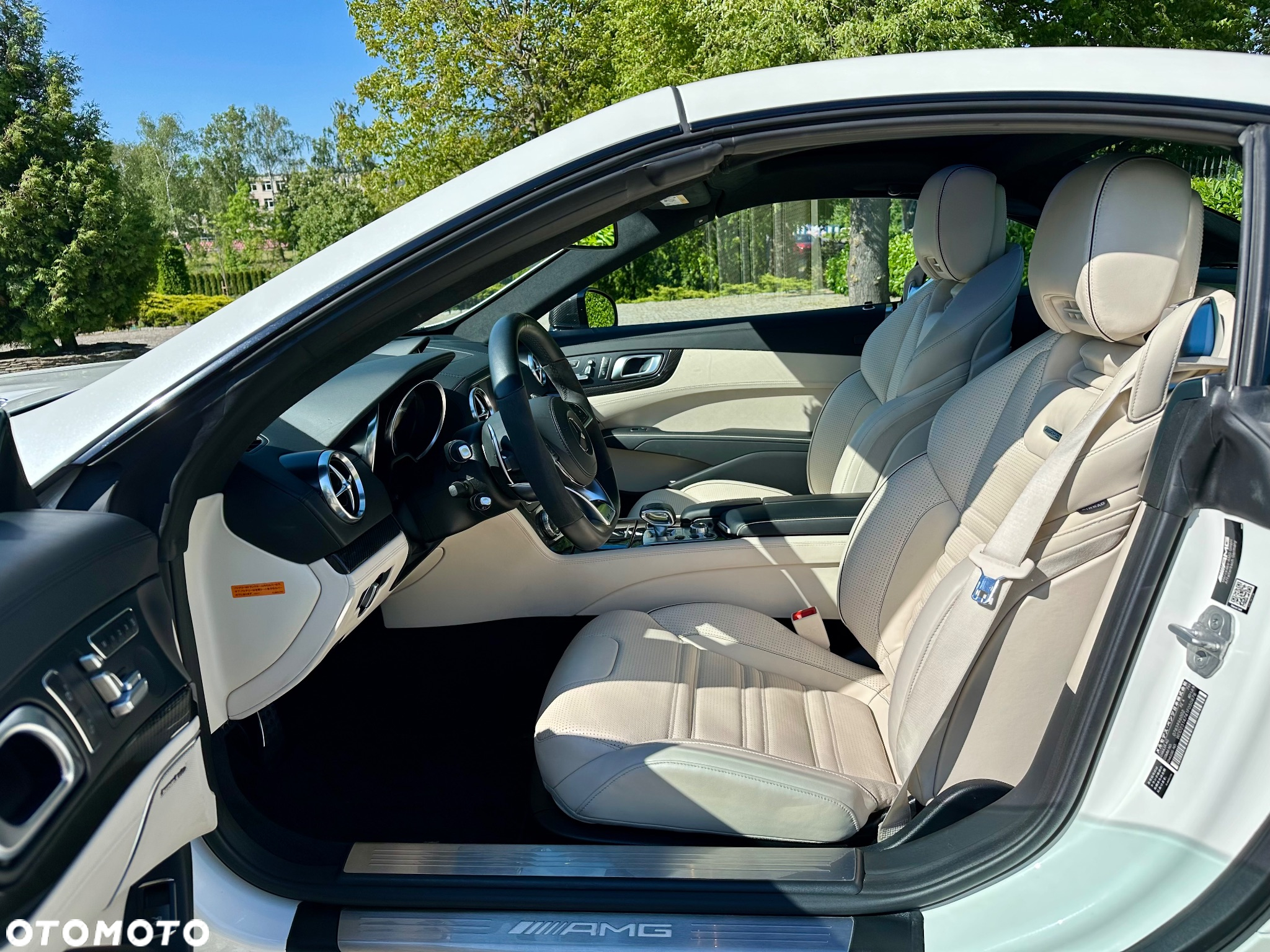 Mercedes-Benz SL - 14