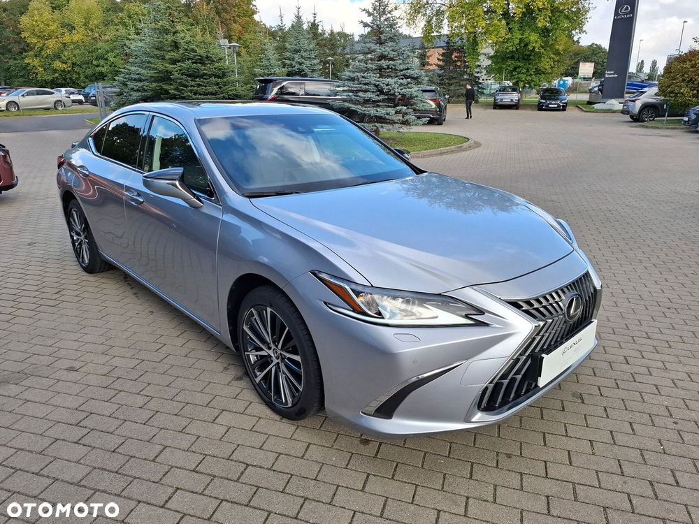 Lexus ES 300h Business Edition - 7