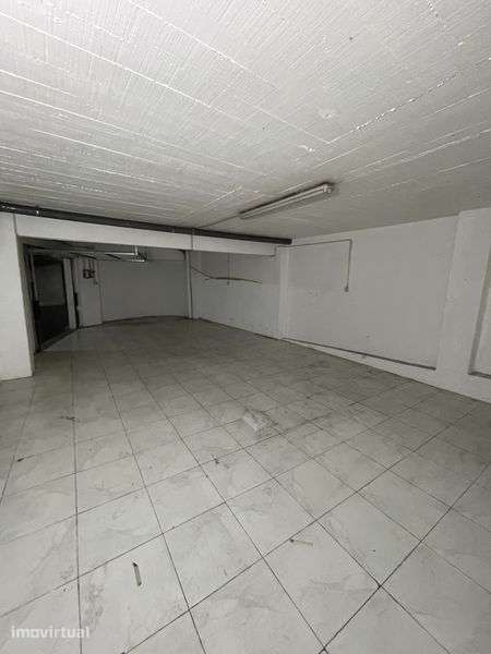 Garagem Box Queluz 55m2 - Grande imagem: 4/6