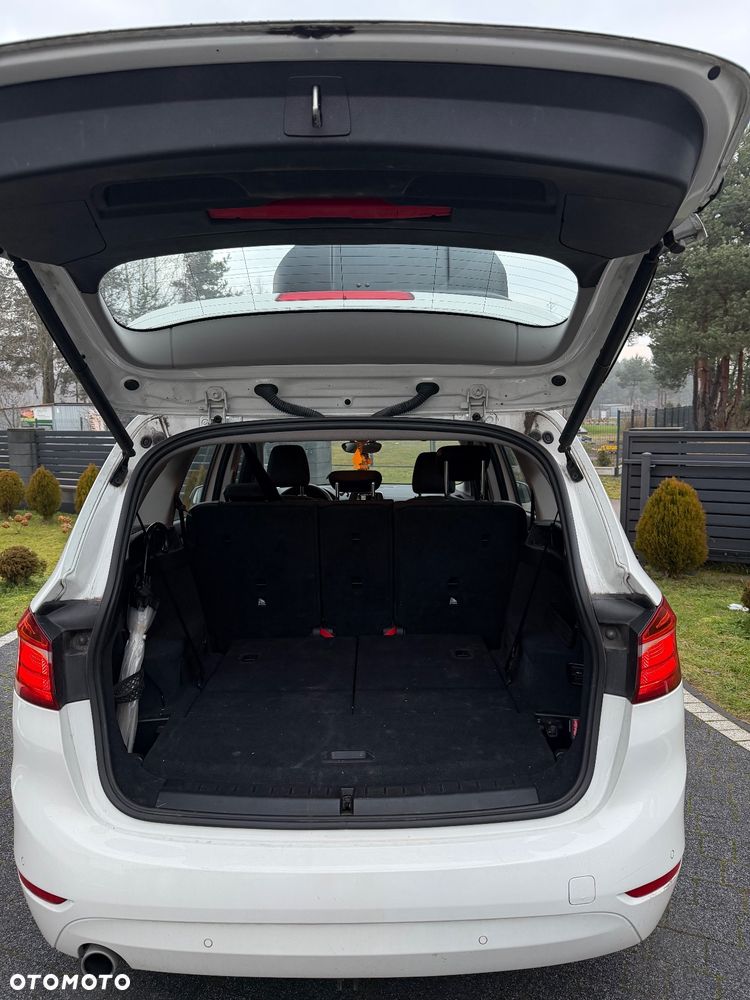 BMW Seria 2 216d - 18