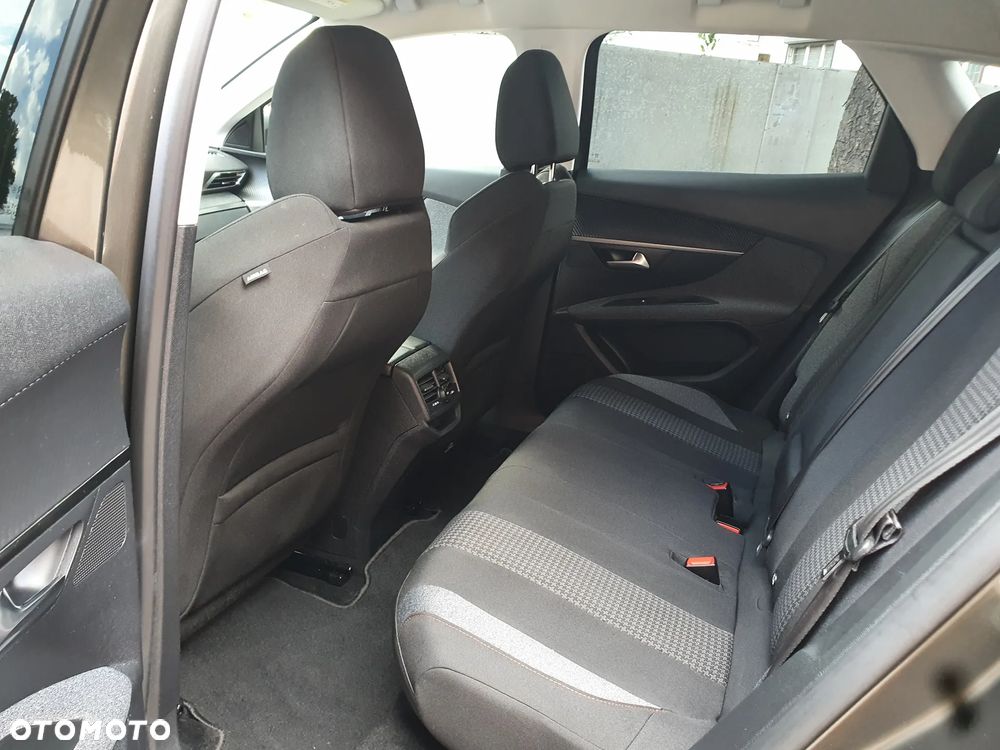 Peugeot 3008 BlueHDi 130 Stop & Start Allure - 15