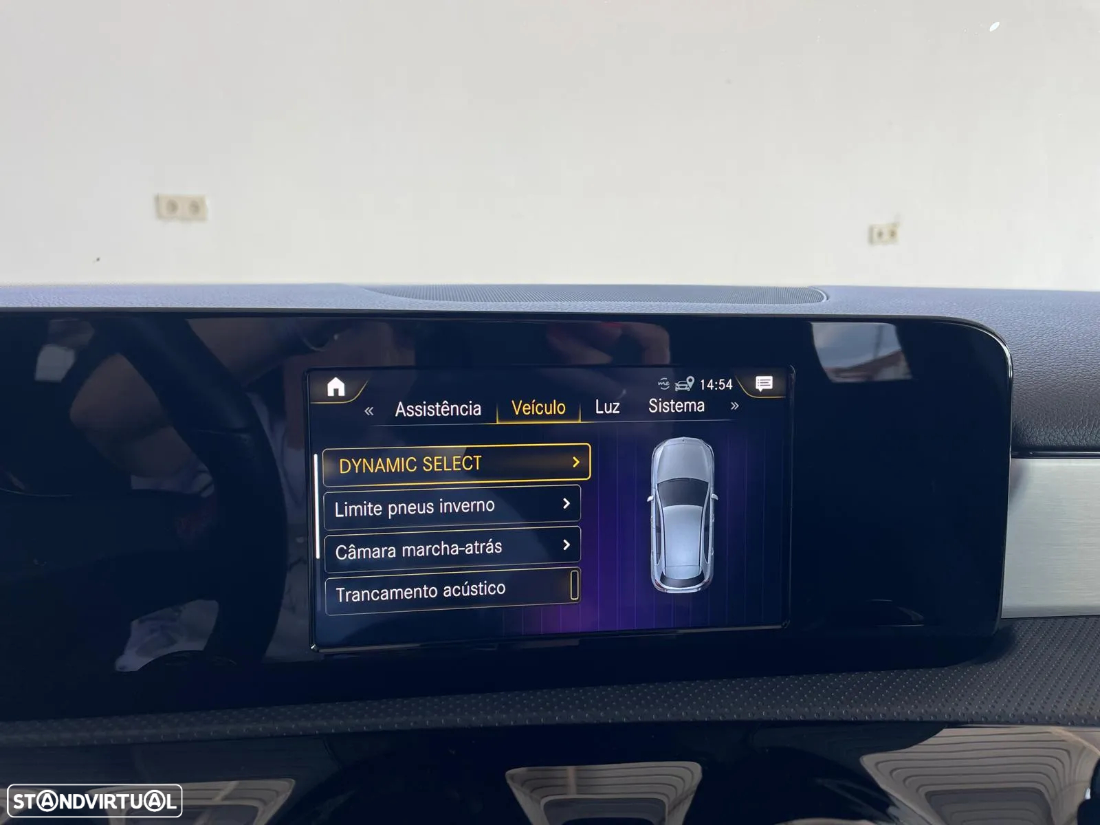 Mercedes-Benz A 180 d AMG Line - 18