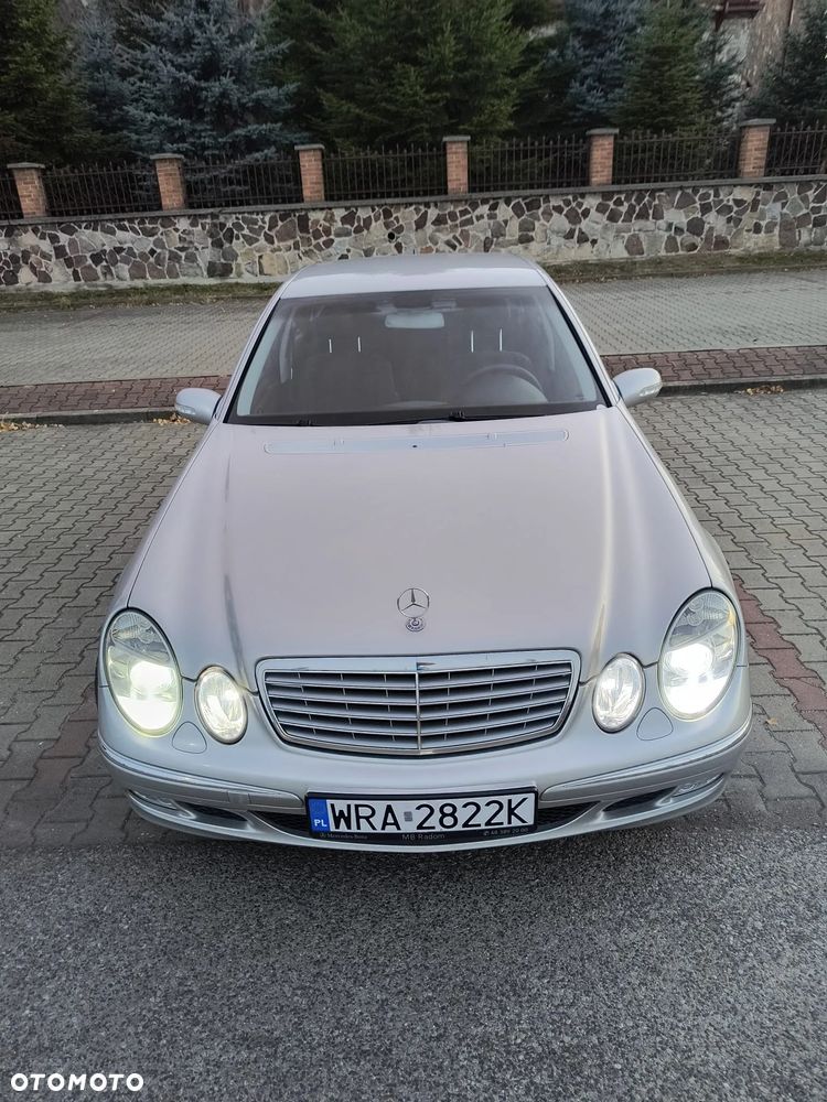 Mercedes-Benz Klasa E 200 Kompressor T Elegance - 4