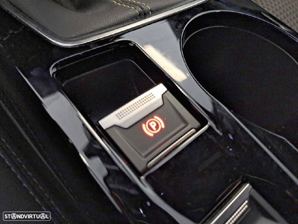 Peugeot 208 1.2 PureTech GT - 24