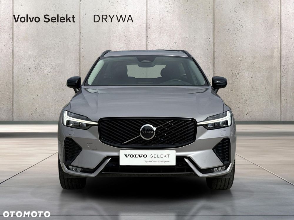 Volvo XC 60 B5 B AWD Plus Dark - 9