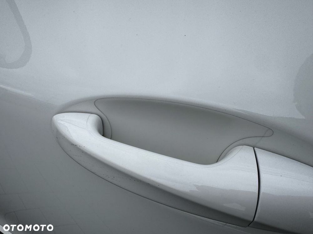 Mercedes-Benz CLS 300 d 4Matic 9G-TRONIC AMG Line - 21