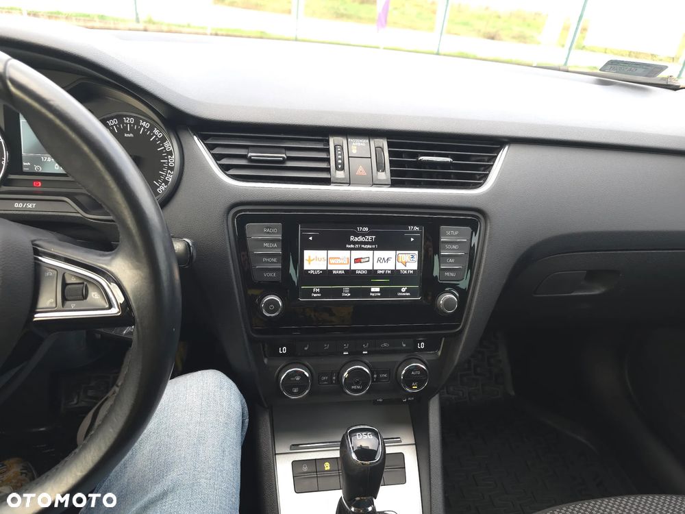 Skoda Octavia 1.4 TSI Ambition DSG - 25
