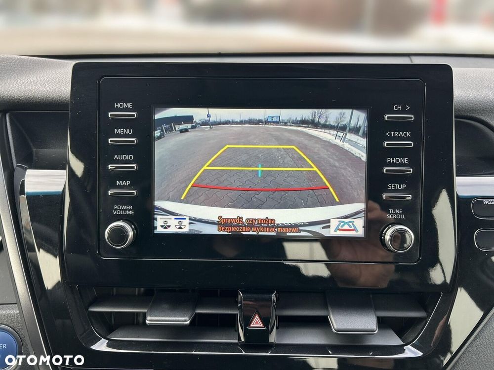 Toyota Camry 2.5 Hybrid Comfort CVT - 18