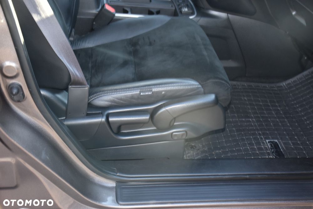 Honda CR-V 2.0 Executive Navi - 15