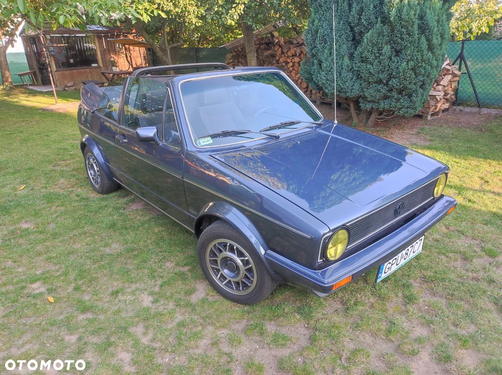 Volkswagen Golf - 10