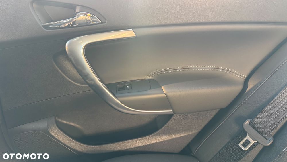 Opel Insignia - 7