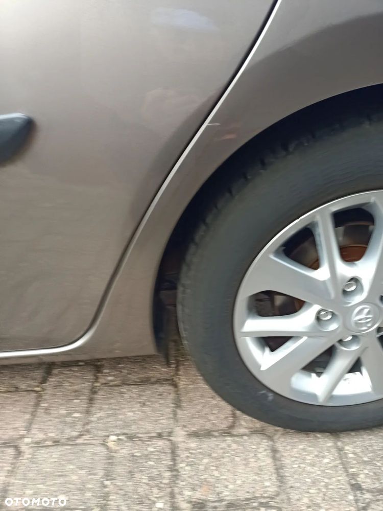 Toyota Auris 1.33 Dual-VVT-i START Edition - 25